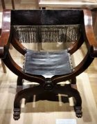 Renaissance Scissor Chair